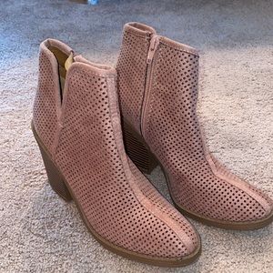 Mauve booties